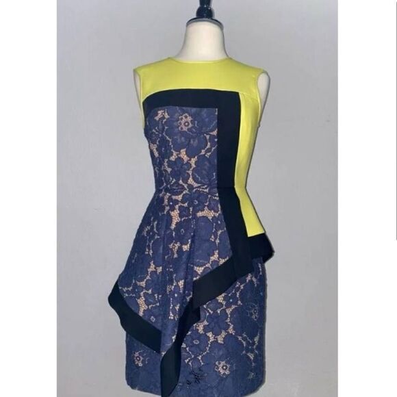 NWOT BCBMAXZRIA GREEN WITH BLUE LACE Midi
Dress SIZE O - Picture 5 of 5